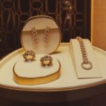 Élégance naturelle : bien choisir ses bijoux et accessoires